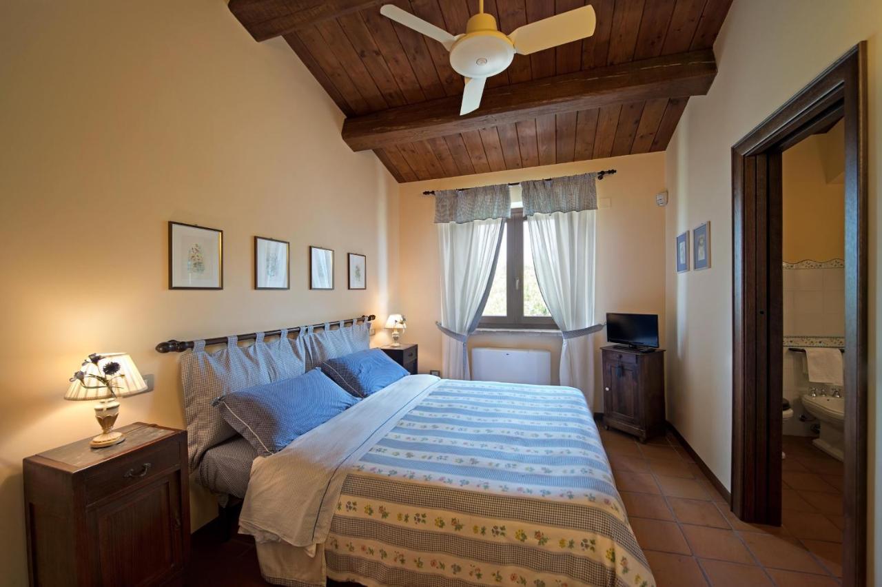 Agriturismo Le Castella Bed and Breakfast Potenza Picena Buitenkant foto